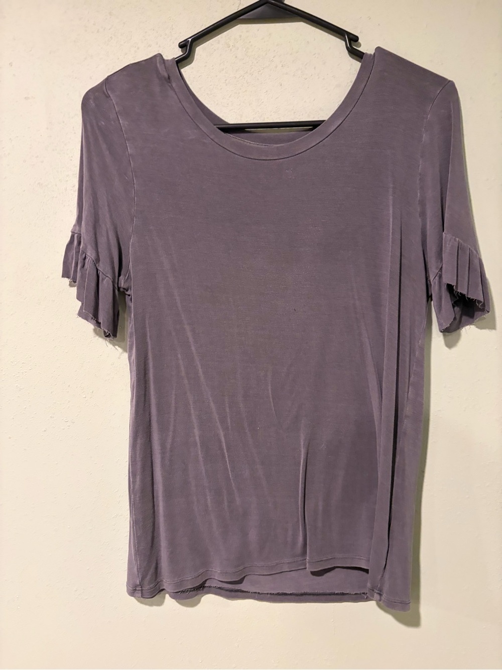 Women’s grey Ruffle Sleeve Top